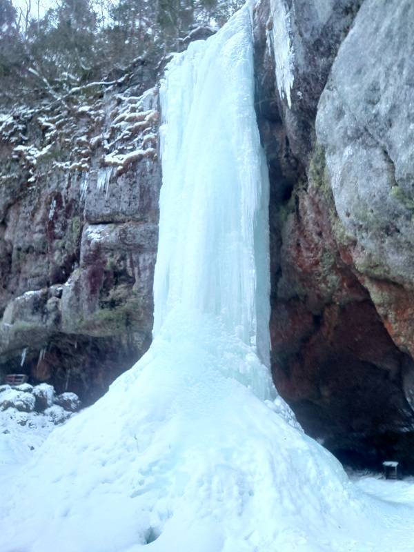 山彦の滝結氷初日クイズ結果発表